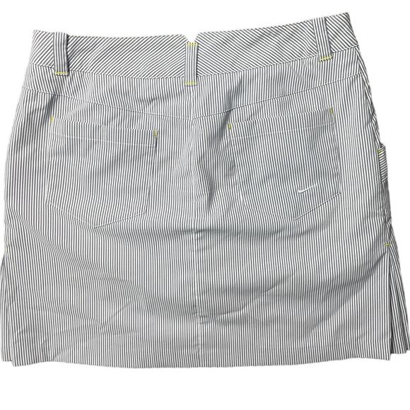 Nike Golf Tour Dri-Fit Pop Pleats Performance Pin Stripe Skort Size 6 - Picture 2 of 10